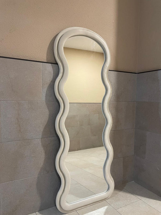 Blurry Mirror 'Crème 222'